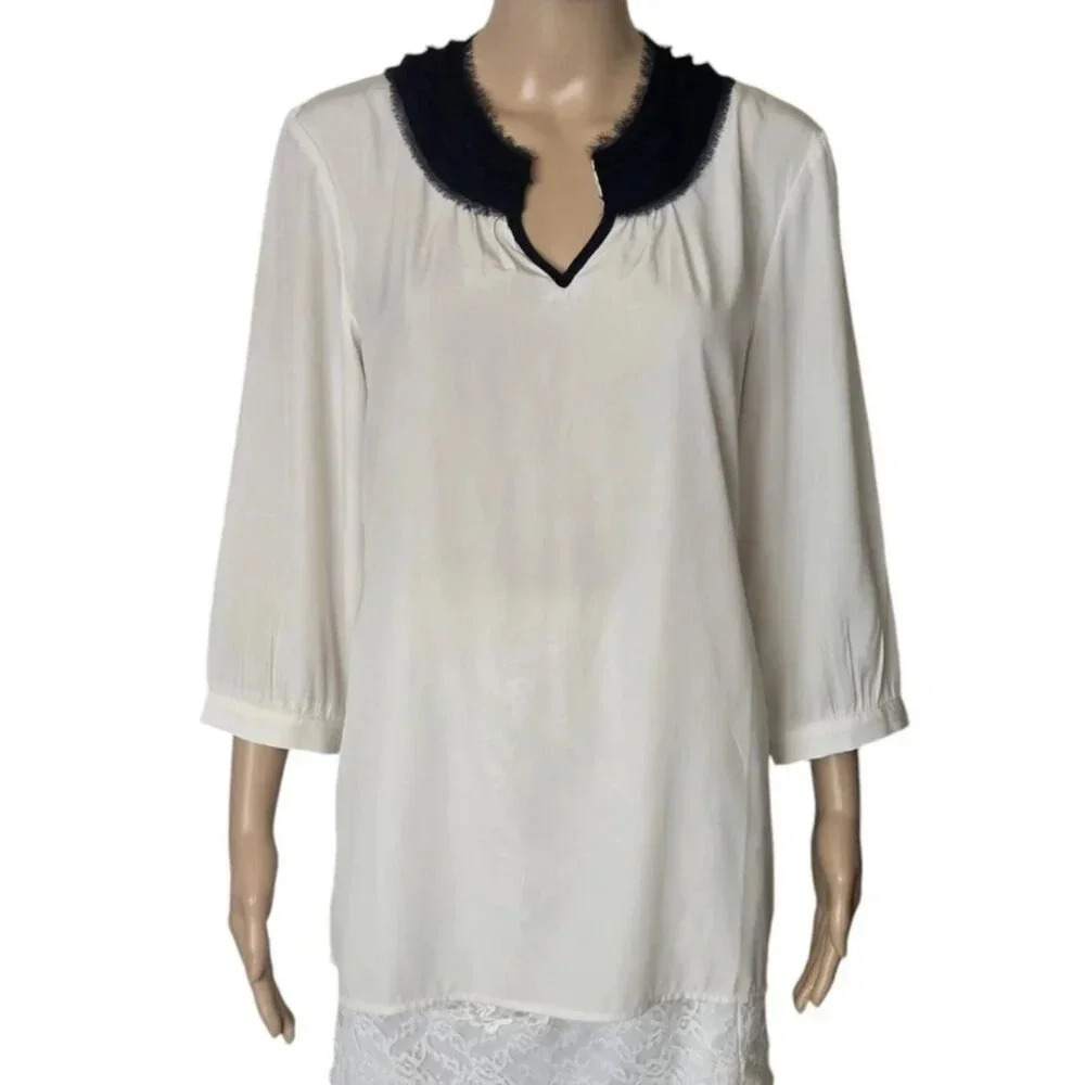 Chico's Women Tunic Top Off White Black Frayed Collar size 1 - Picture 2 of 6